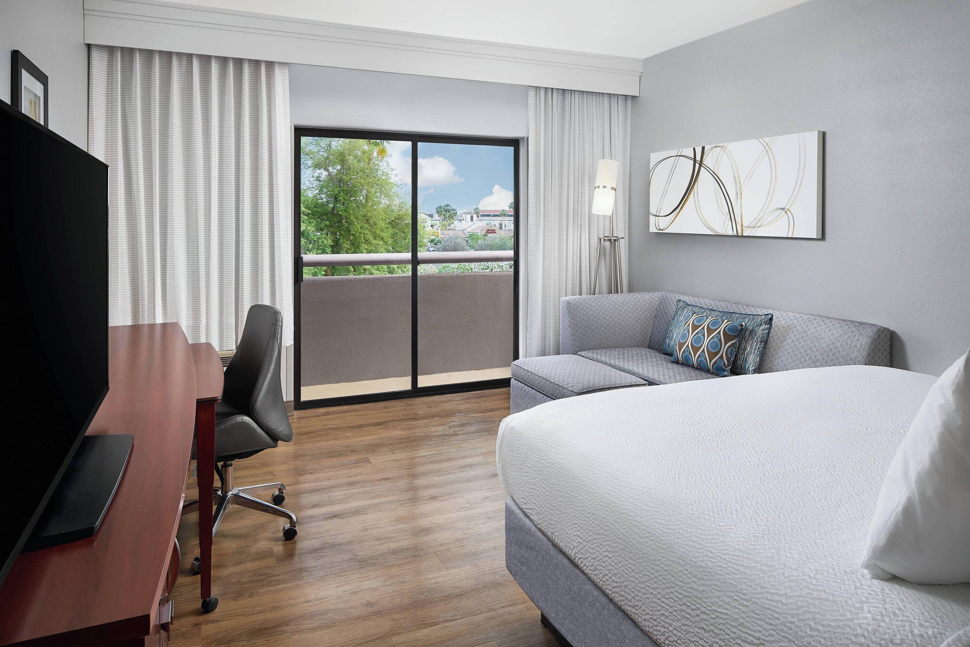 King Guest Room Poolside,1708164931:JPEG