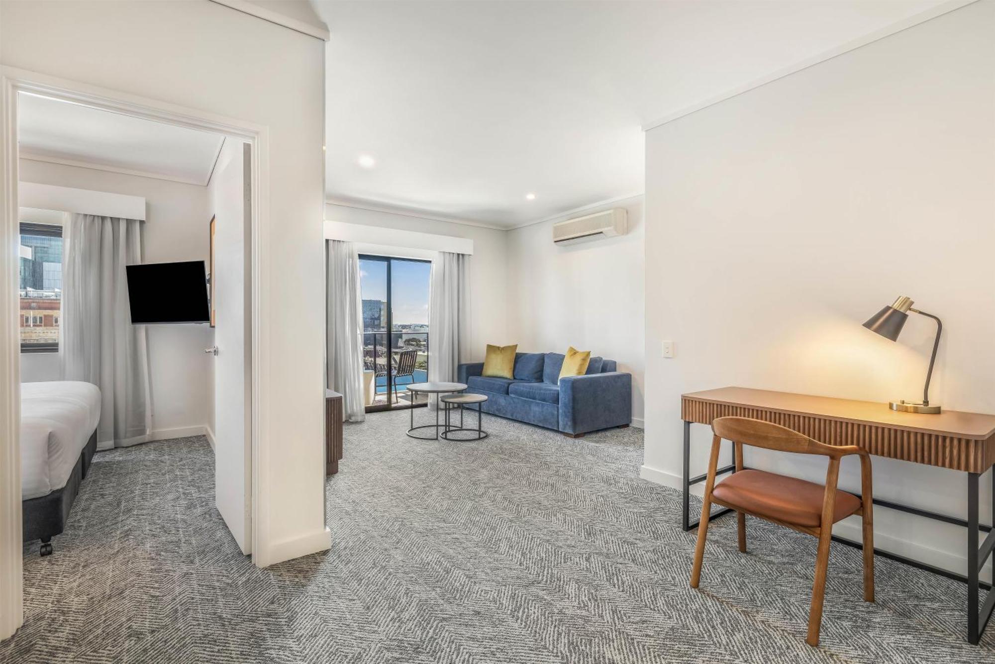 Premier One Bedroom Apartment,1730009572:JPEG