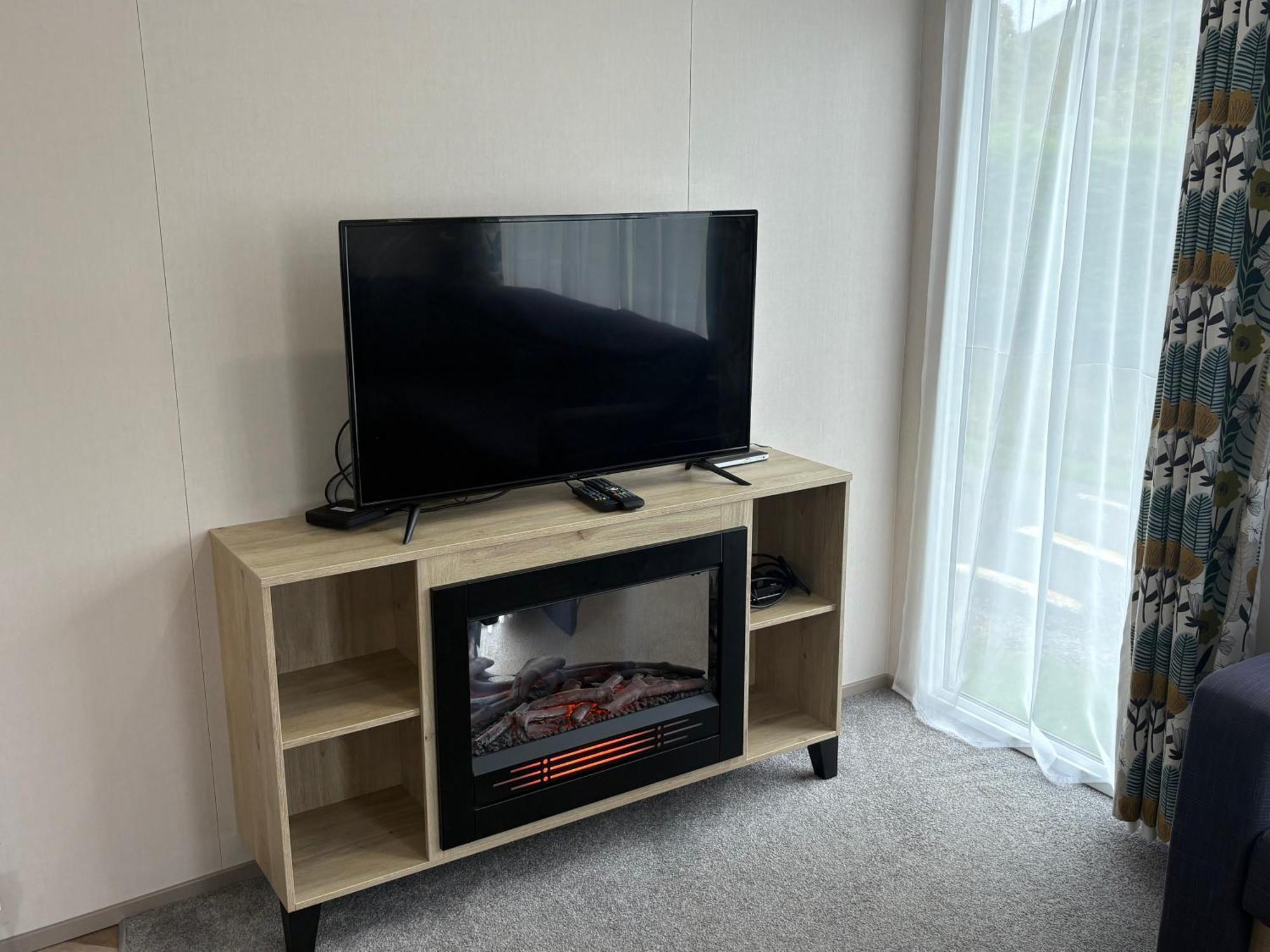 Comfort 2 Bed Caravan Pet Friendly,1718731178:JPEG