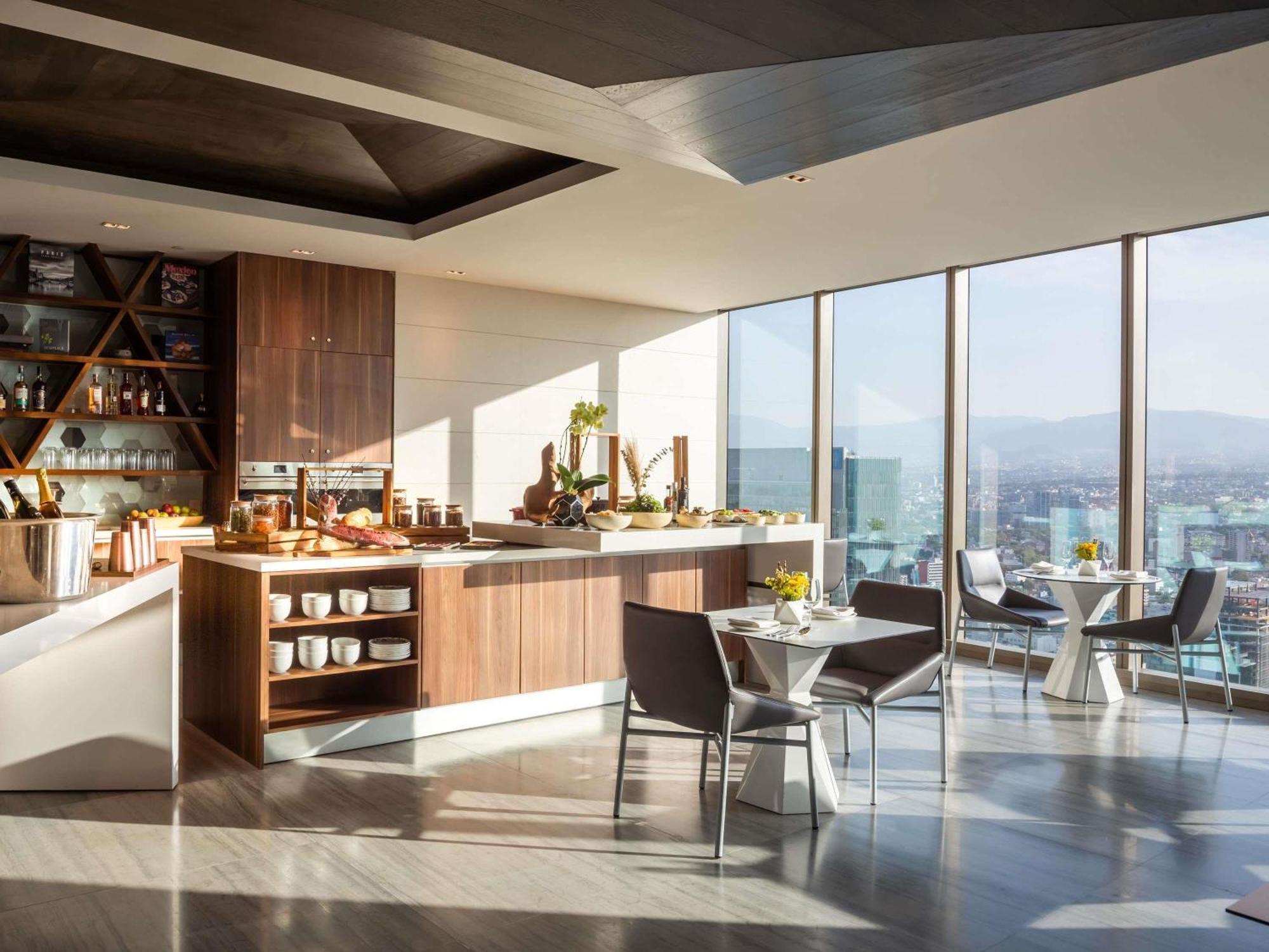 Prestige Suite with Terrace