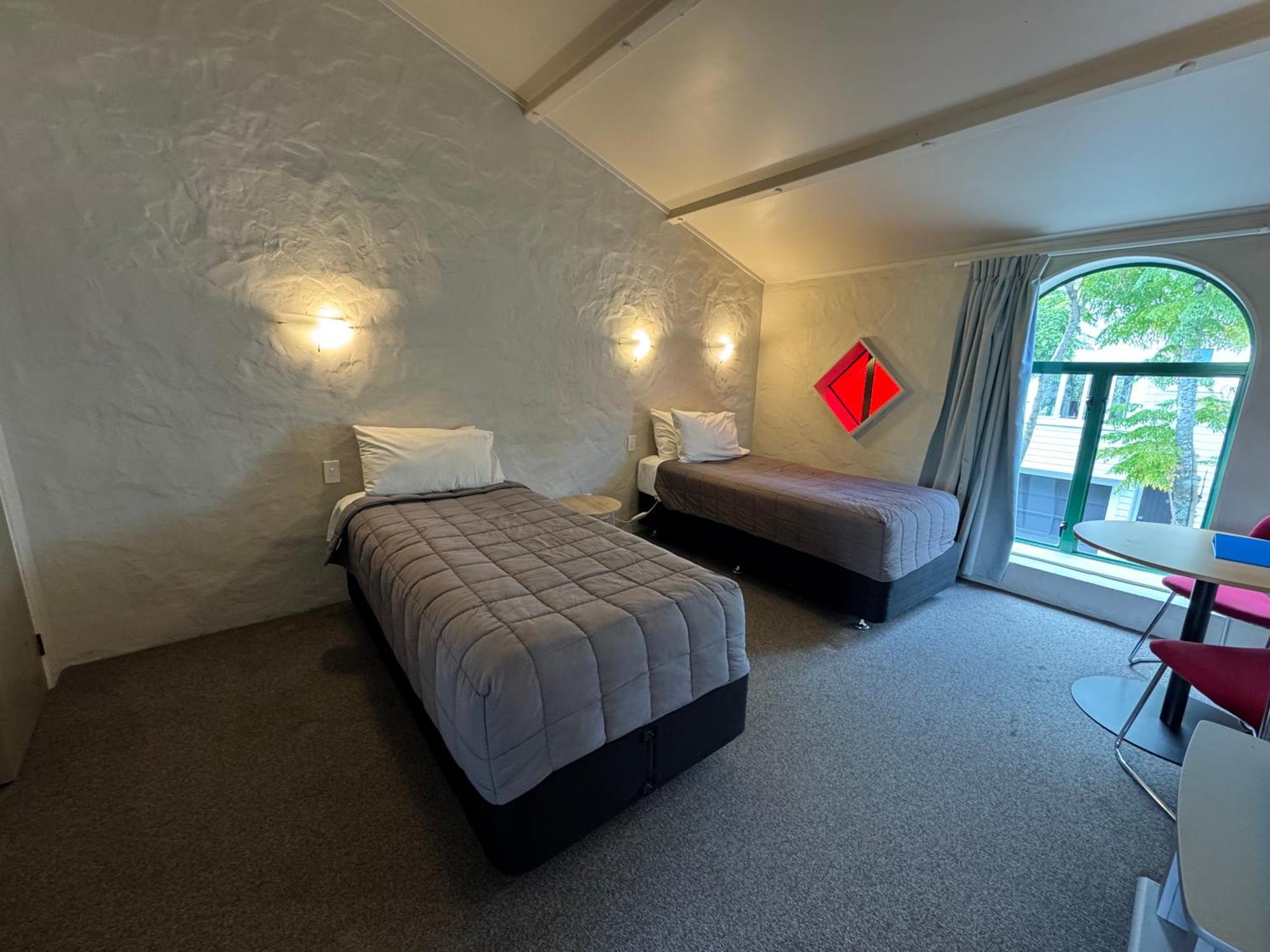 Budget Twin Room,1770473383:JPEG