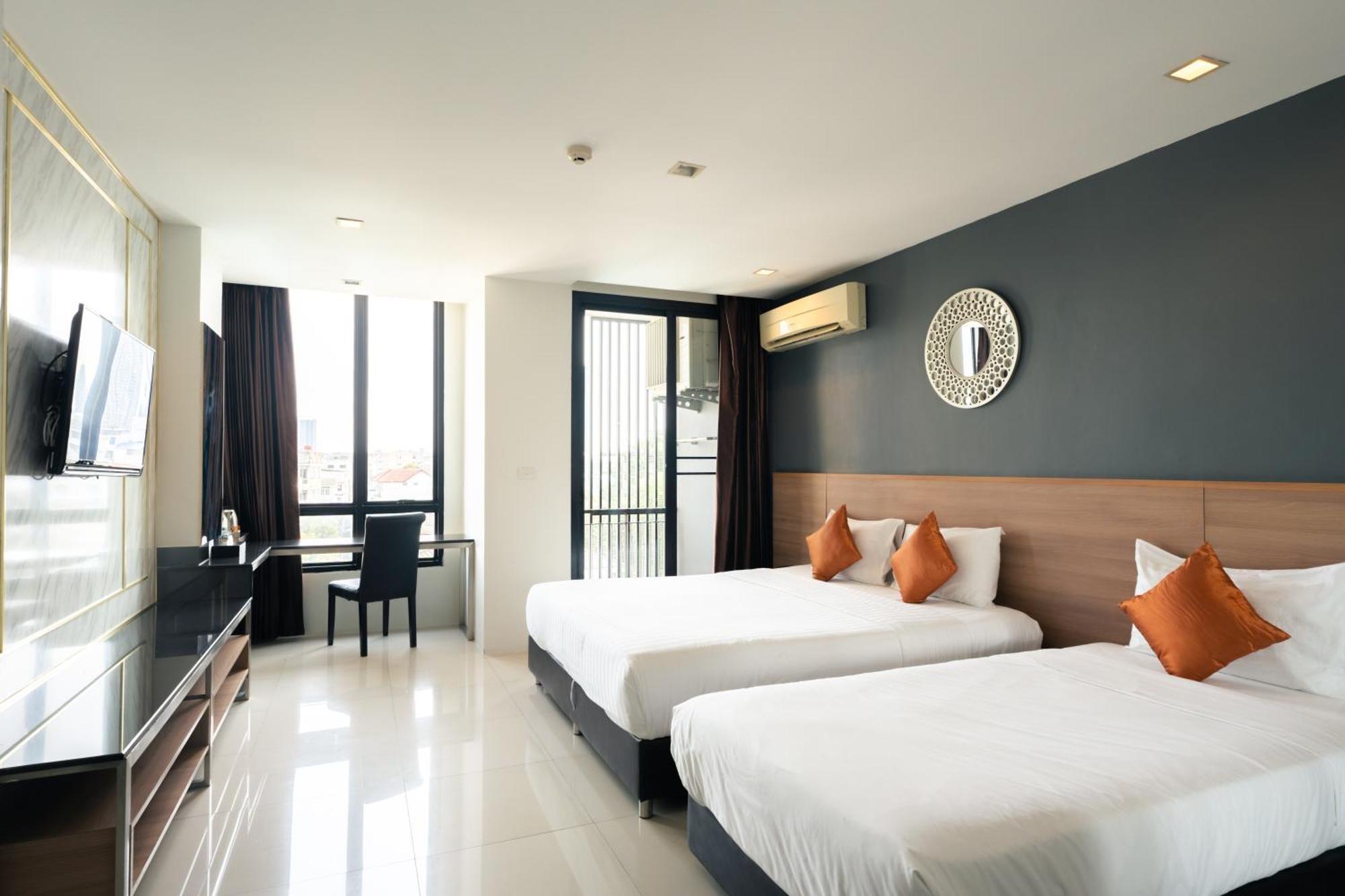 Executive Triple Room