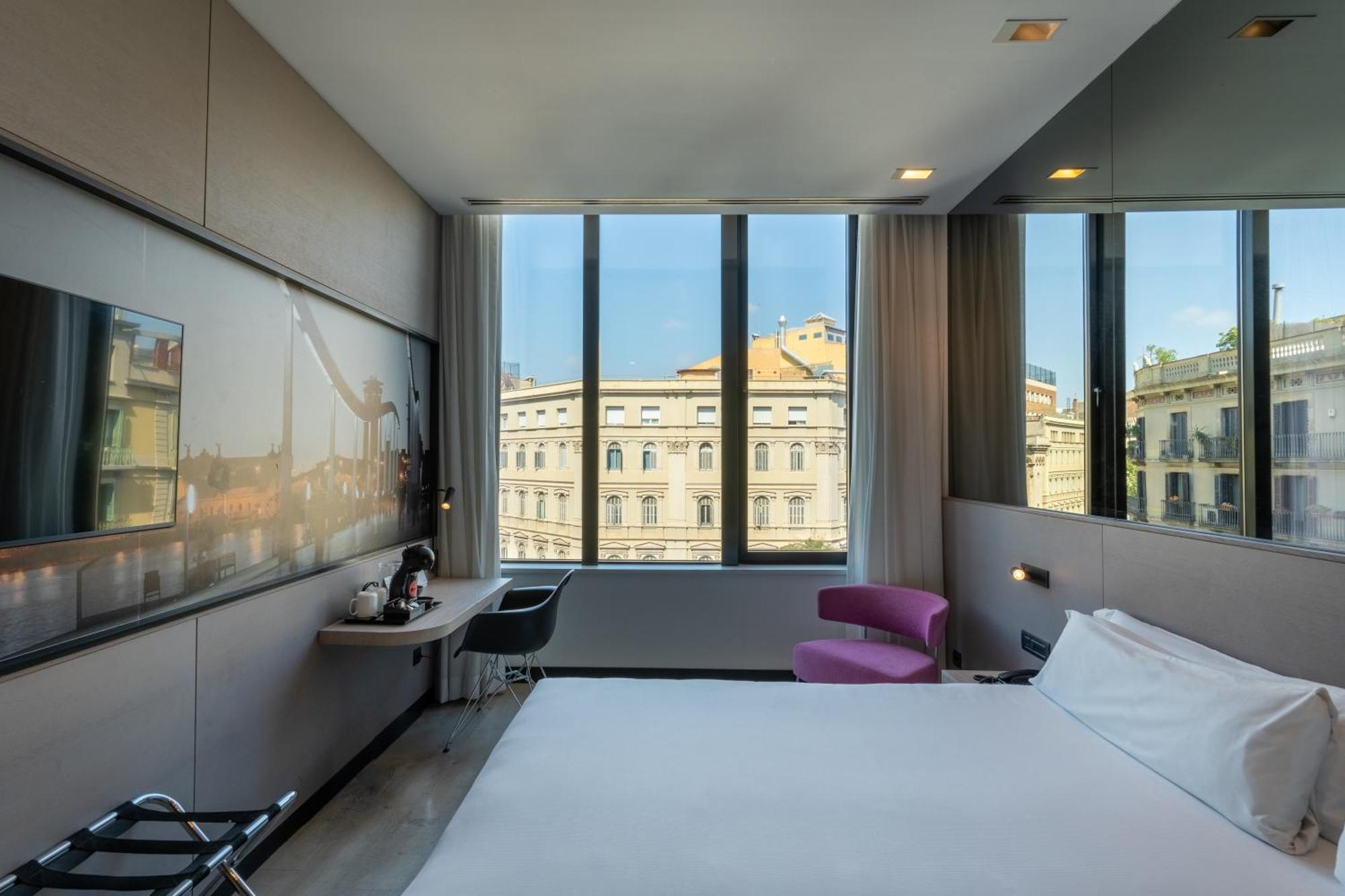 Superior Double or Twin Room with City View