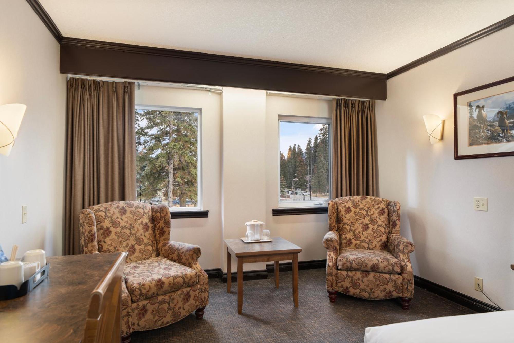Superior King Room