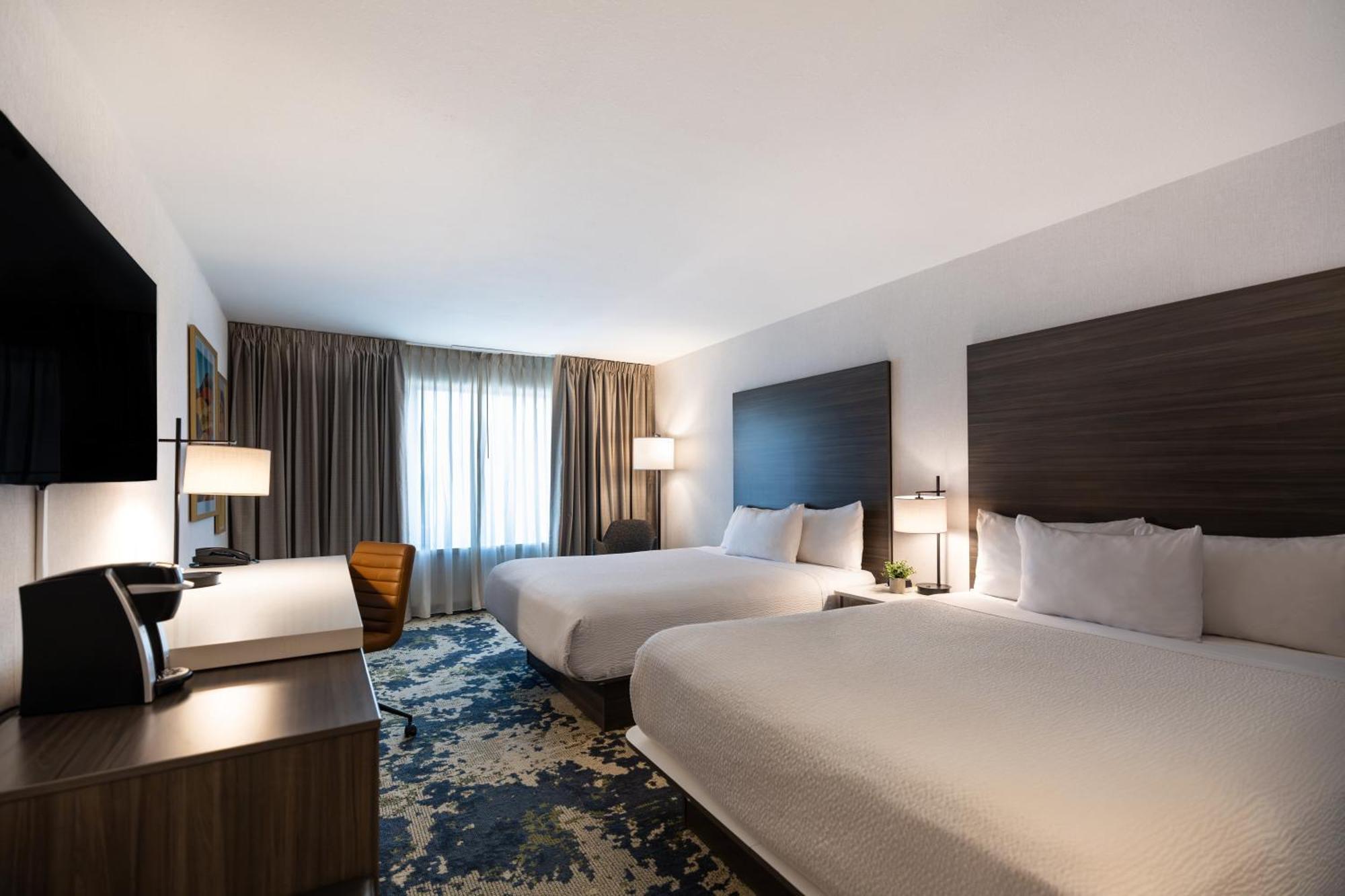 Queen Room with Two Queen Beds - Non-Smoking