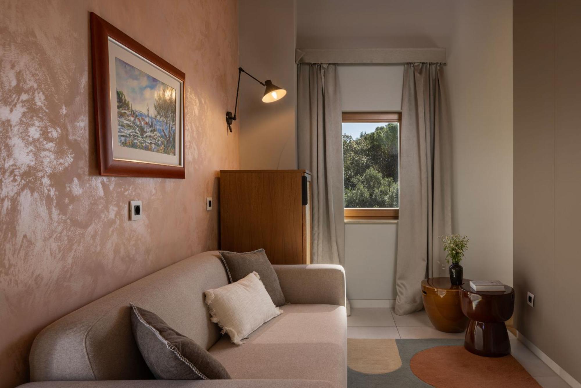 Suite - Annex