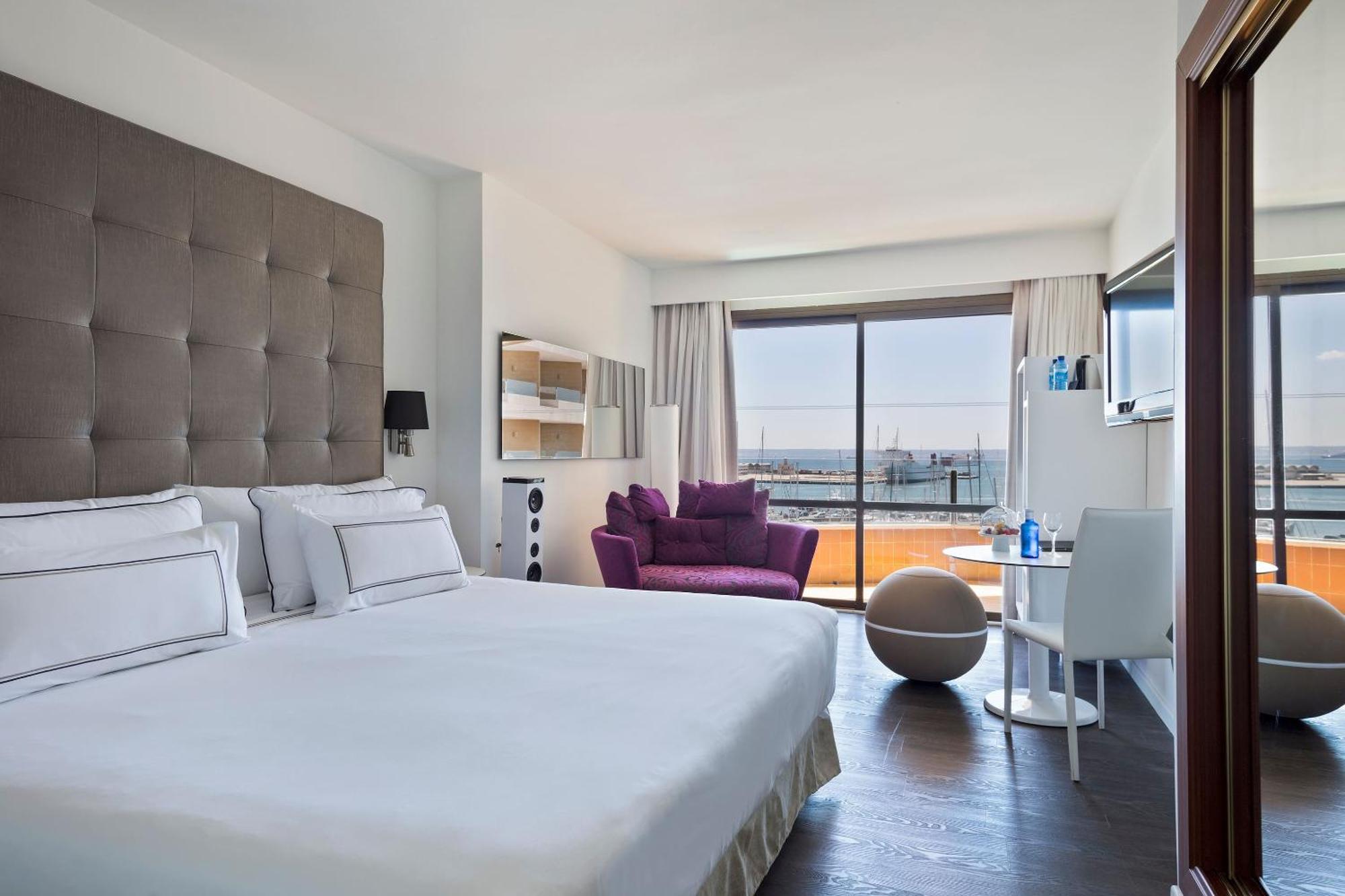 The Level Premium Double Room with Sea View
