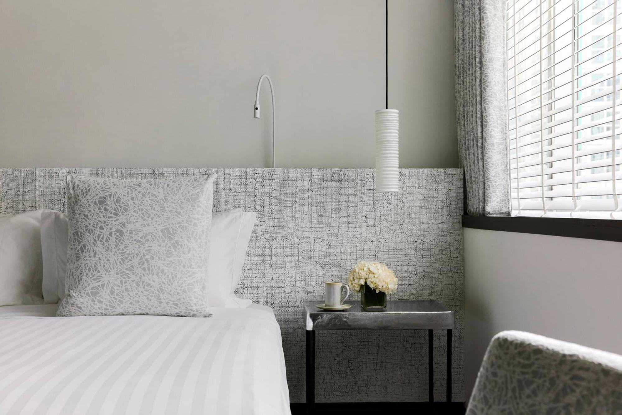 Metropolitan Room King