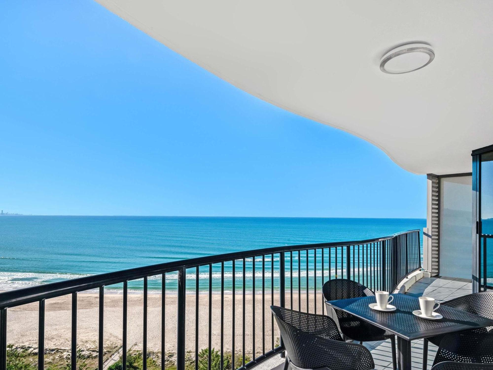 Two-Bedroom Deluxe with Ocean View