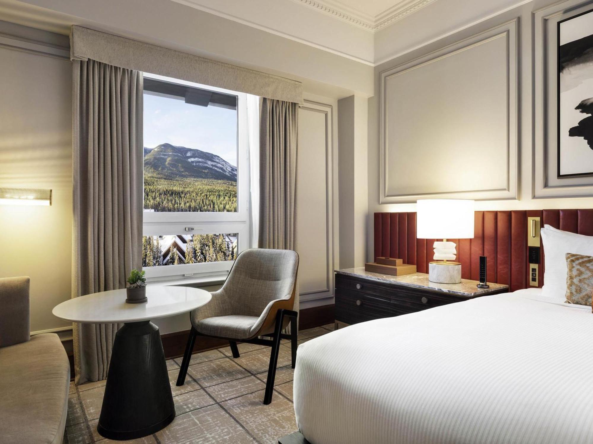 Fairmont Gold 1 King Room