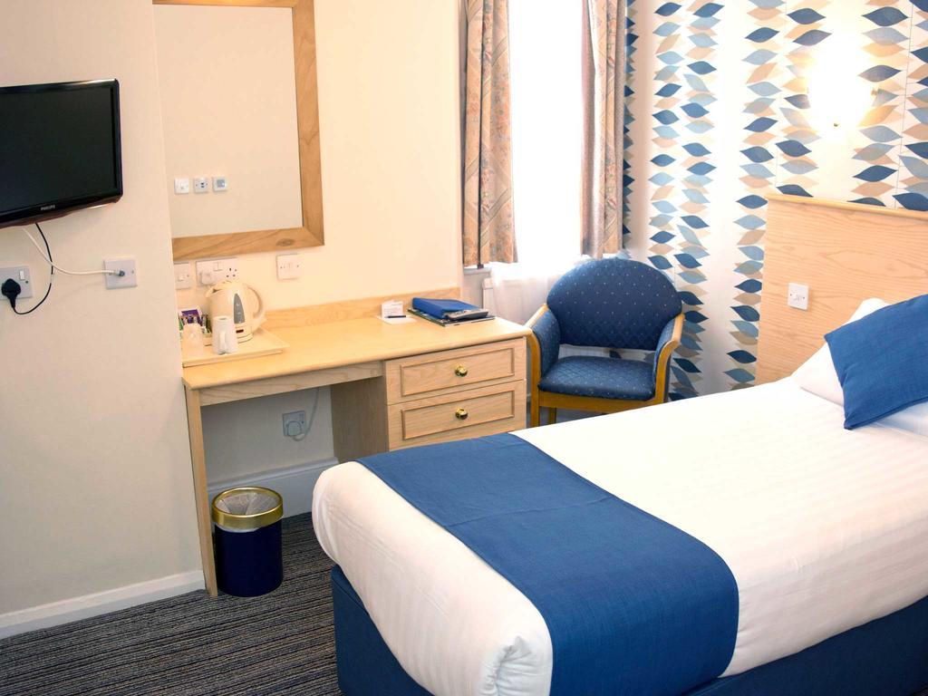 Standard Single Room,399897702:JPEG