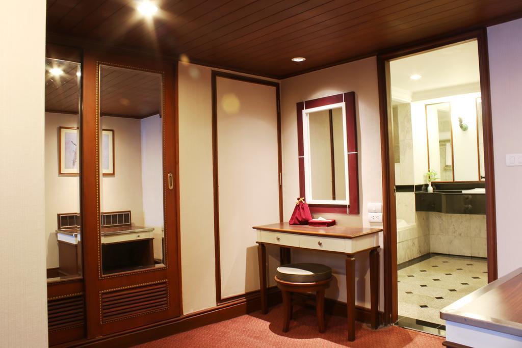 Grand Deluxe Twin Room