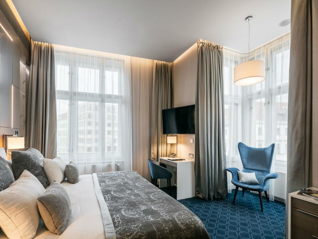 King David Suite with Lounge and Spa Access