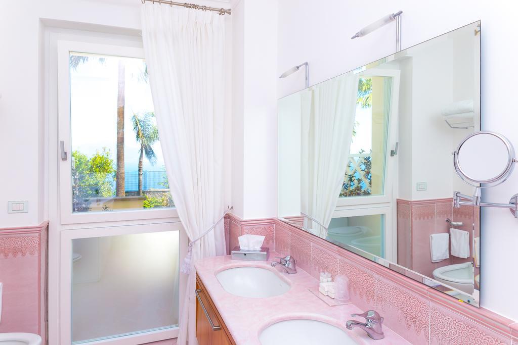 Suite with Sea View