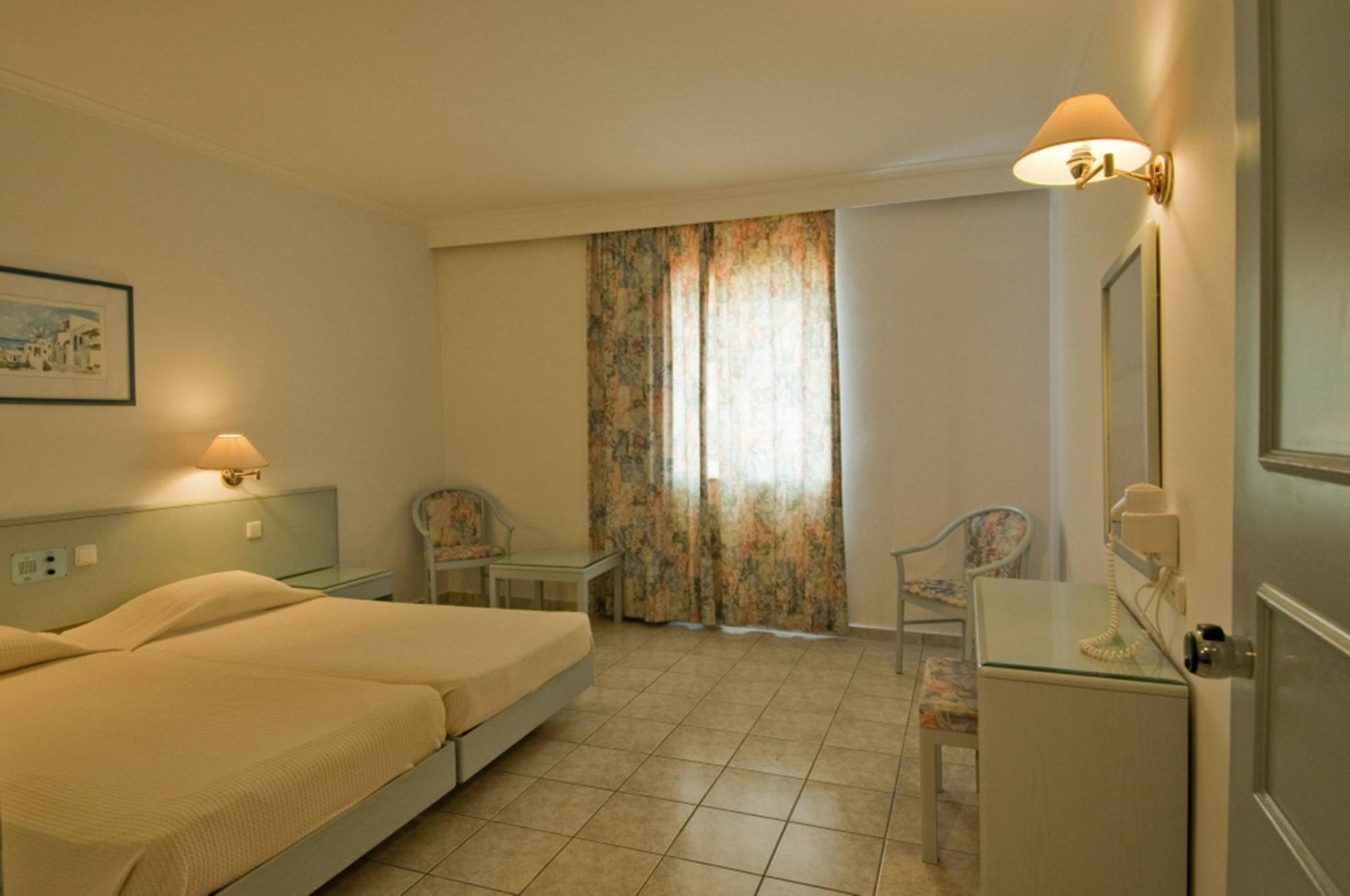 Promotional Twin Room,697167420:JPEG