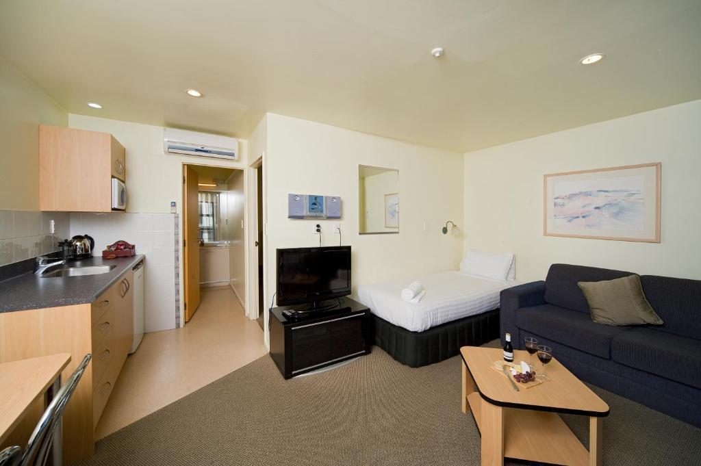 One-Bedroom Suite