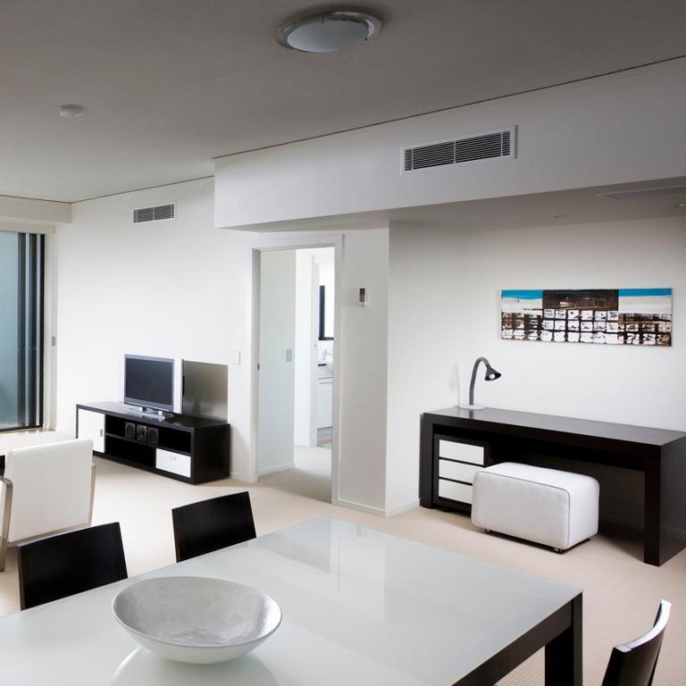 Three-Bedroom Ocean Suite,61866745:JPEG