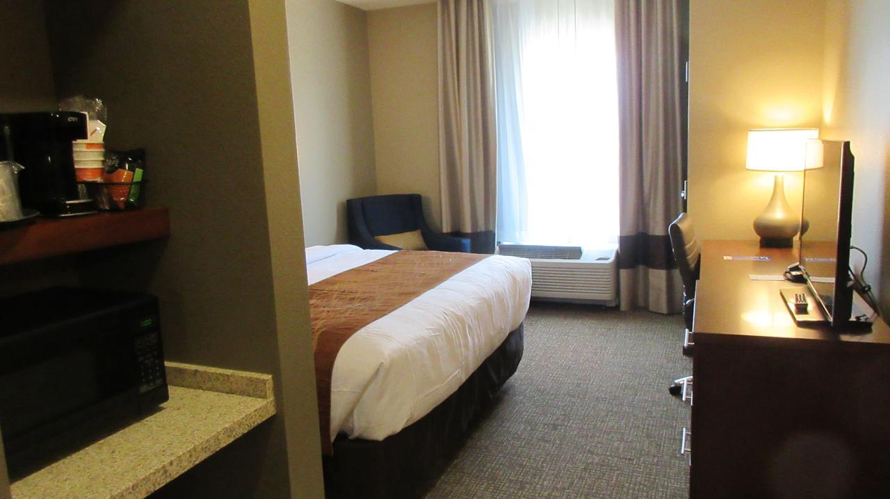 King Room - Non-Smoking