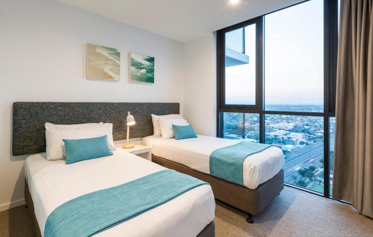 Two-Bedroom Partial Ocean View Apartment,696463476:JPEG