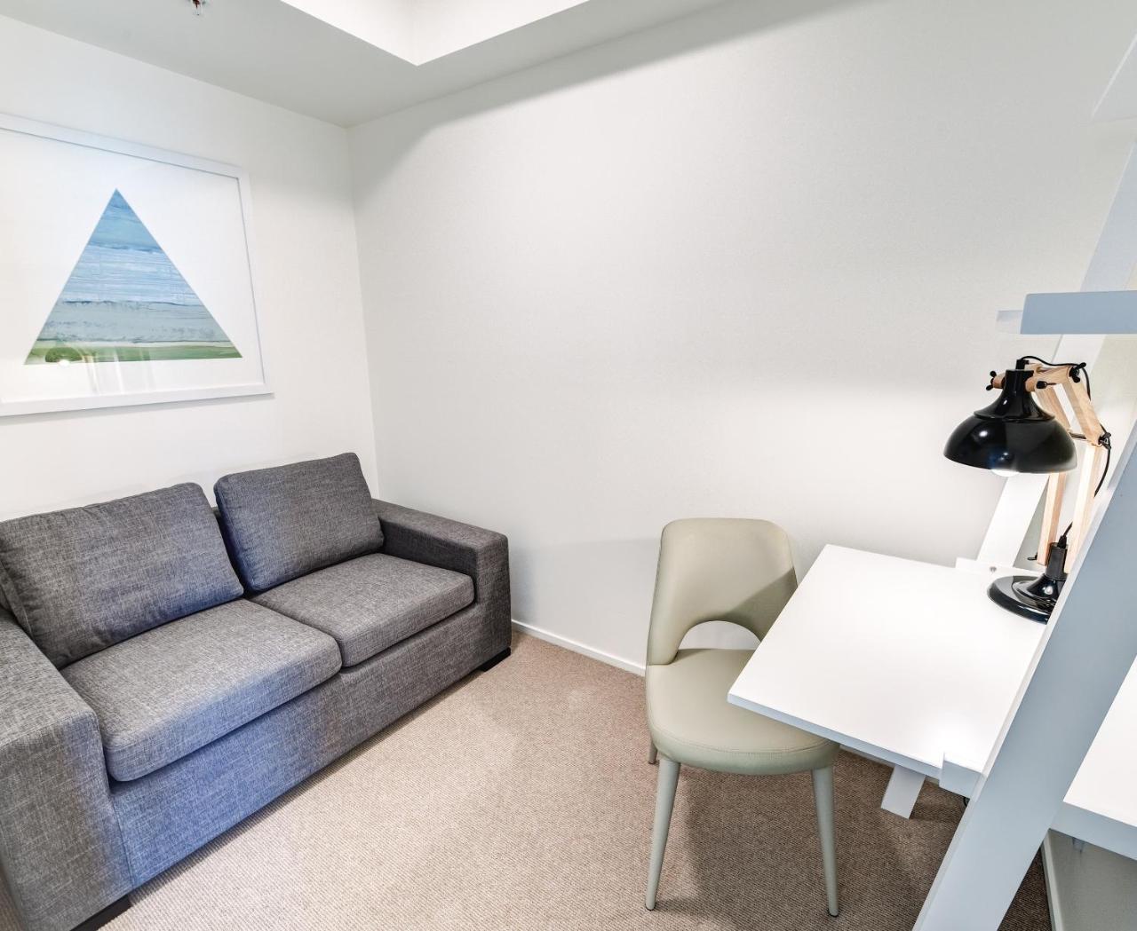 Executive One-Bedroom Apartment,781176723:JPEG
