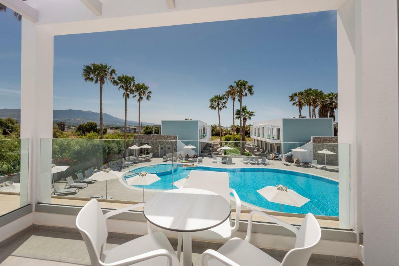 Deluxe Junior Suite Pool View,817283942:JPEG