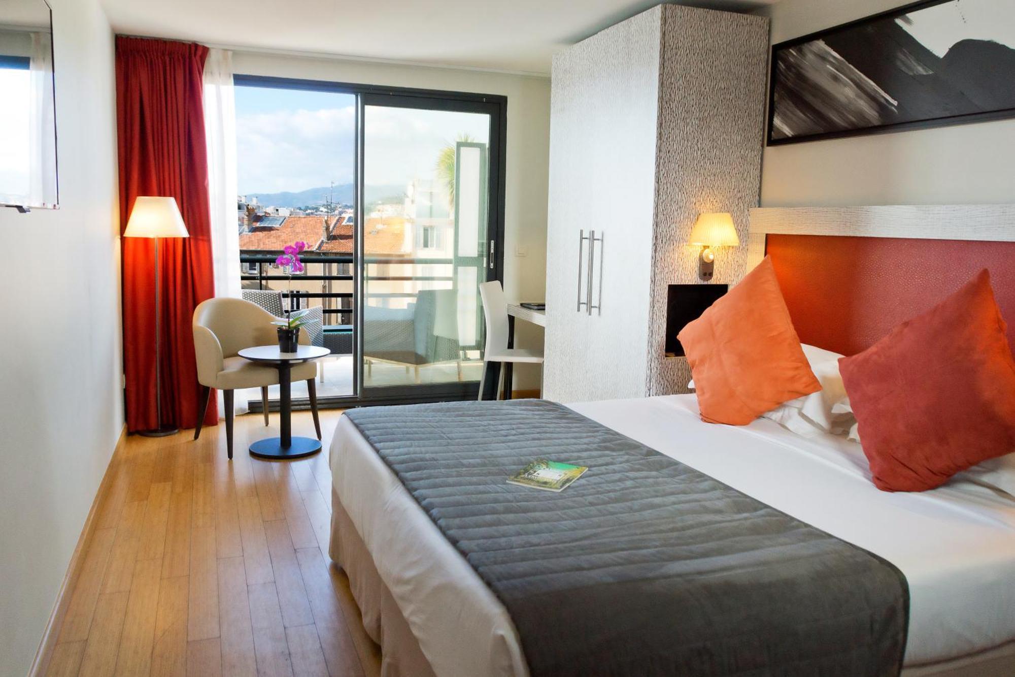 Superior Double Room Spa Access,910935535:JPEG