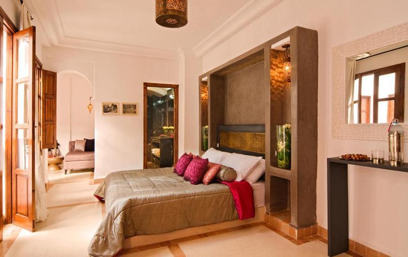 Deluxe Bougainvillea Suite