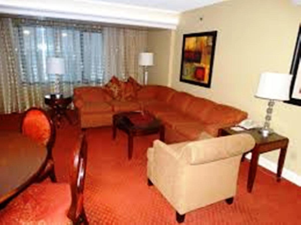 Two-Bedroom Suite NO RESORT FEE,943306471:JPEG
