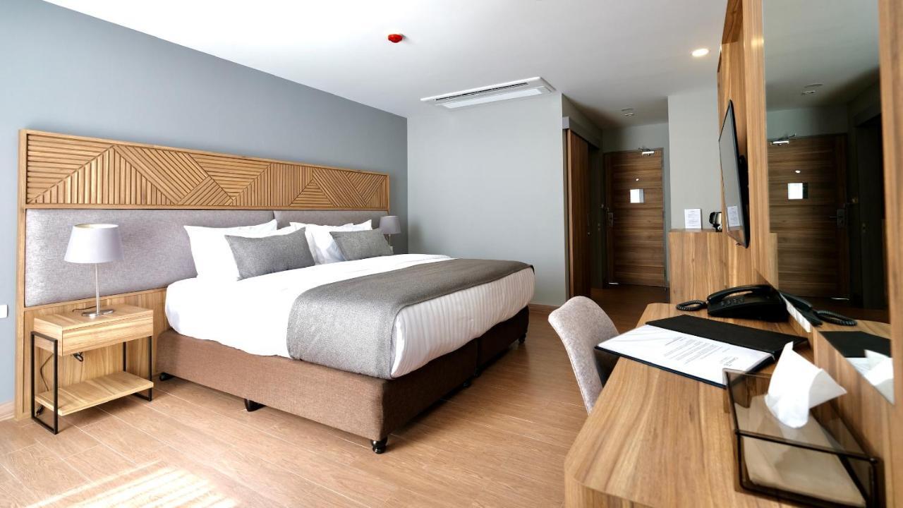 Deluxe Double Bed Room,1539371989:JPEG
