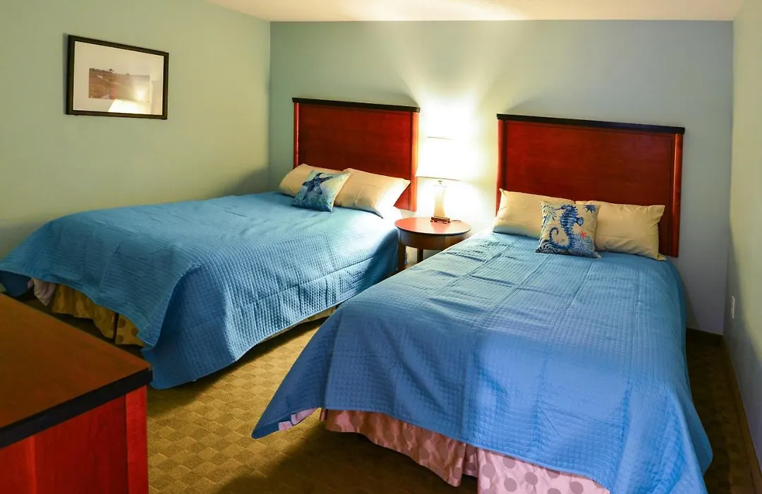Deluxe Ocean Front Two-Bedroom Condo In Sandy Beach Resort-1