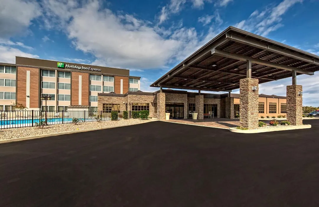 Holiday Inn Express Louisville Airport Expo Center By Ihg-1