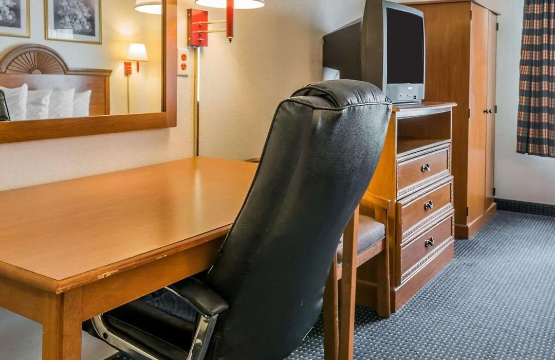 Quality Inn Kalamazoo Near Wings Stadium-1