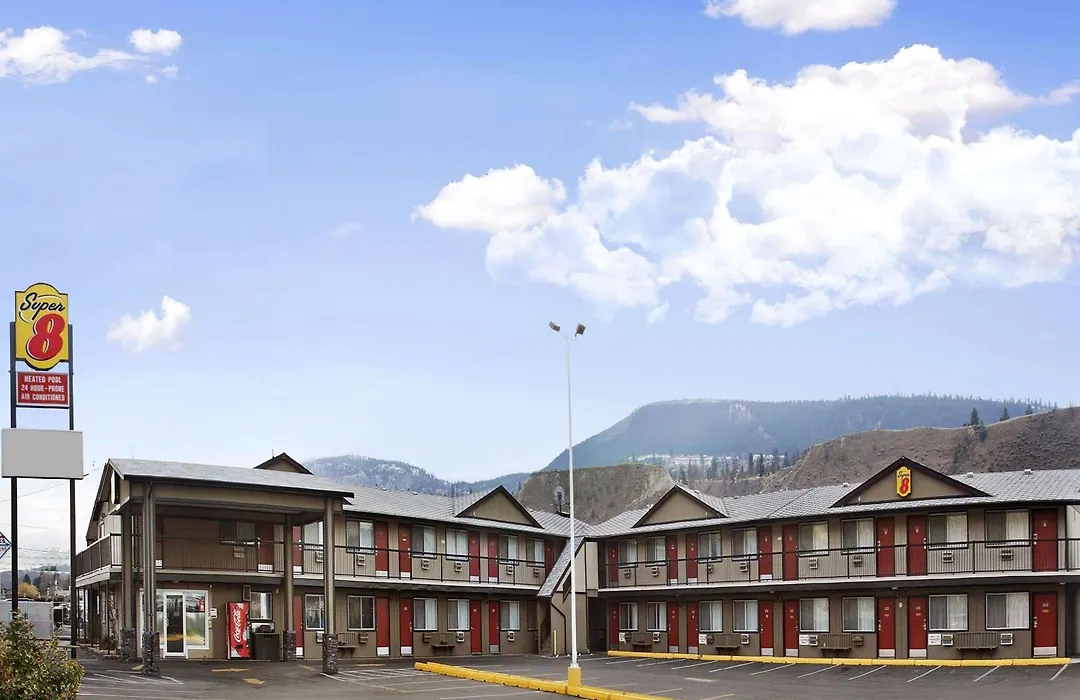 Super 8 By Wyndham Kamloops East-1