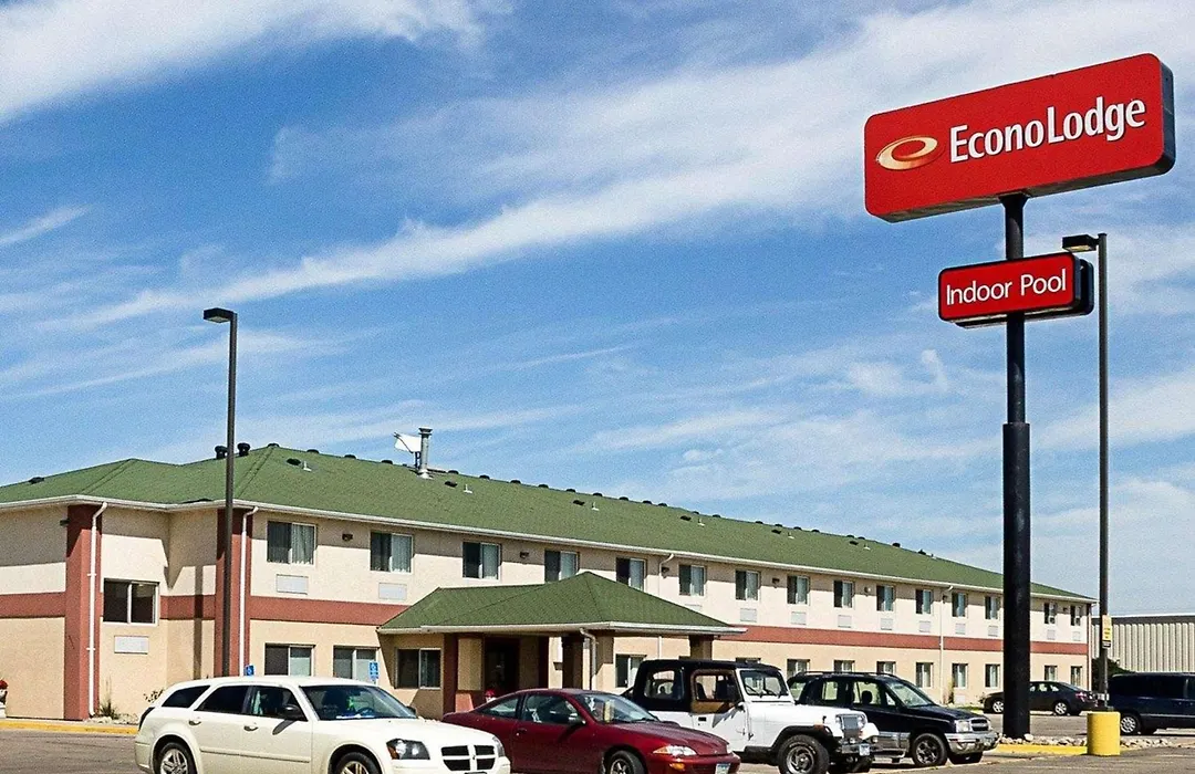 Econo Lodge Fargo - West Acres-1