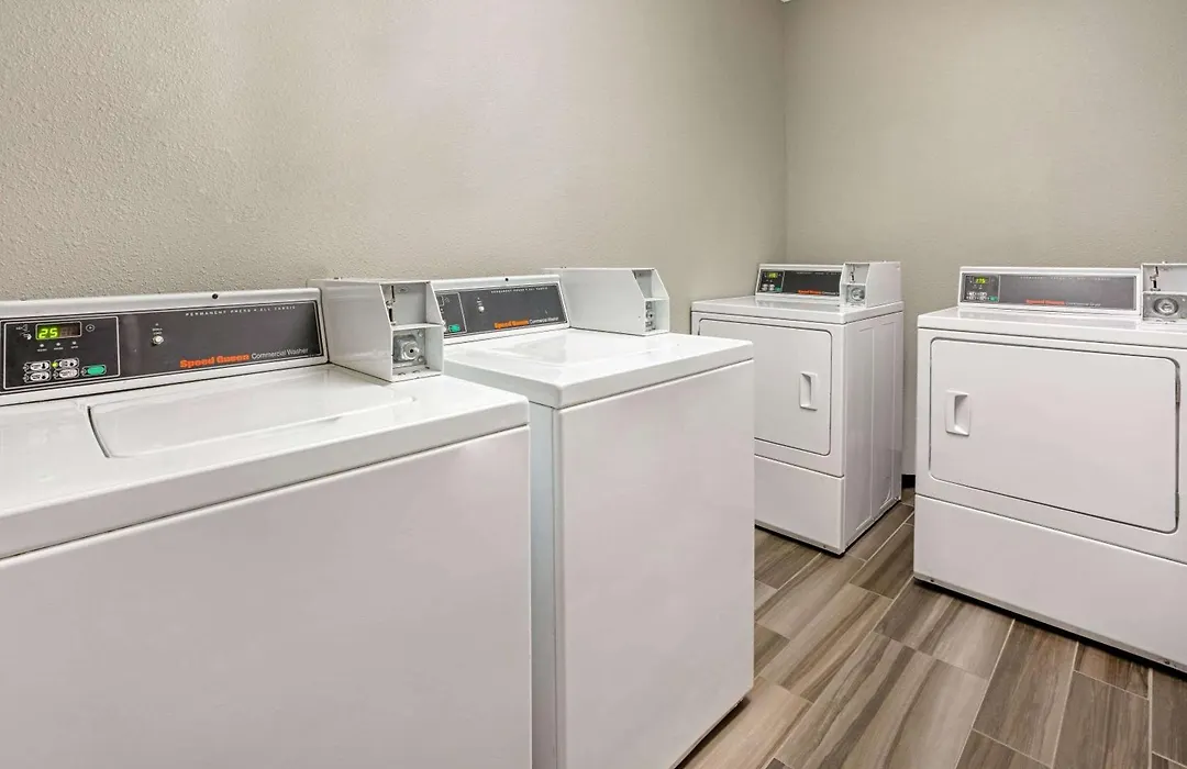 La Quinta Inn & Suites By Wyndham Tacoma - Seattle-1