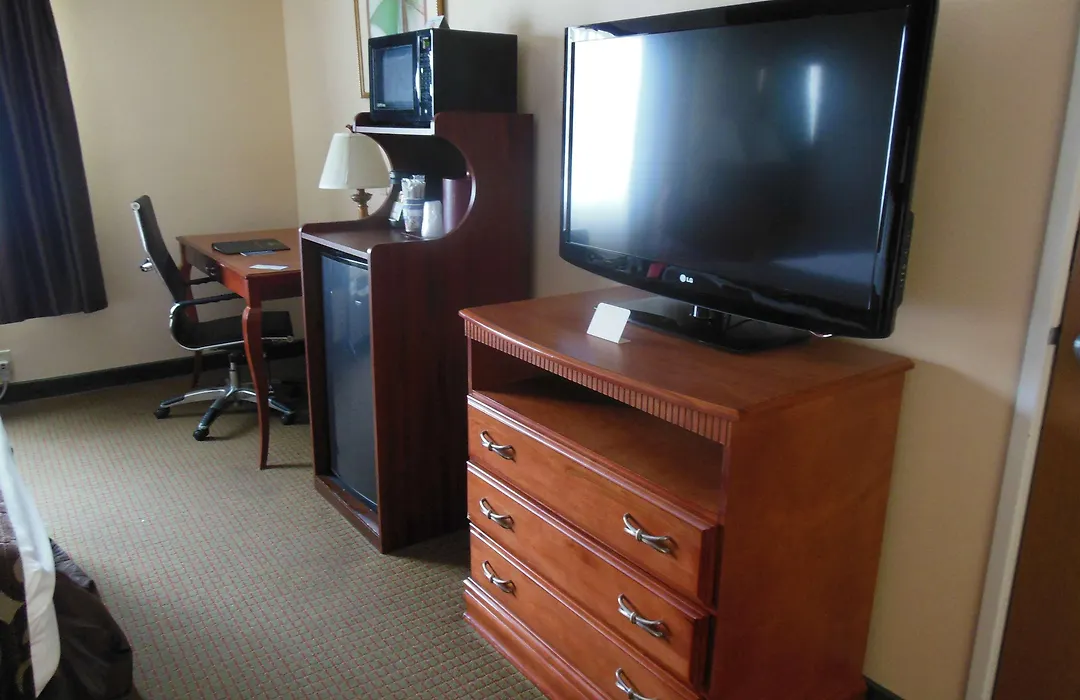 Best Western Manhattan Inn-1