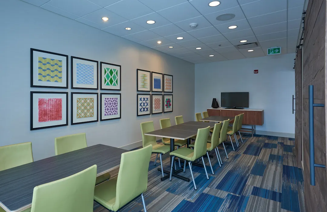 Holiday Inn Express & Suites St. John'S Airport By Ihg-1