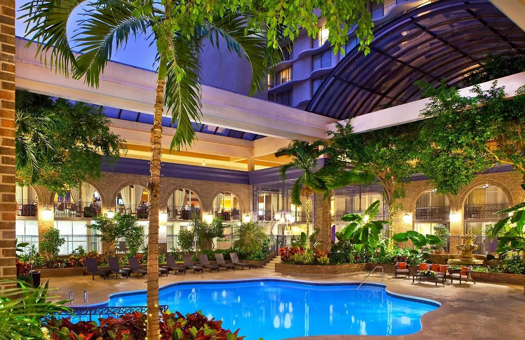 Courtland Grand Hotel, Trademark Collection By Wyndham-1