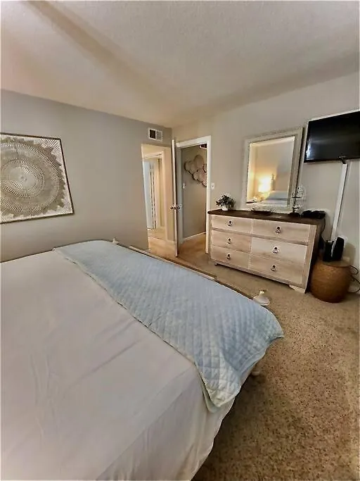 Shore Drive, Myrtle Beach 2 Bd/2Ba Condo-1