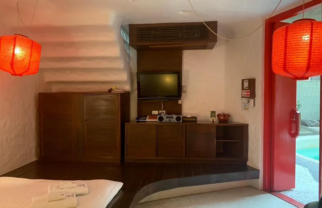 Mo Rooms-1
