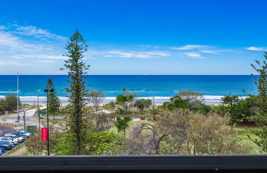Hi Ho Beach Apartments On Broadbeach-1