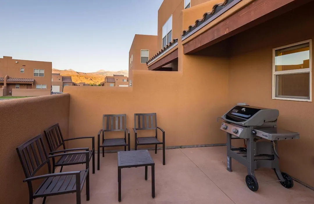 Rim Village Vistas 14A2-1
