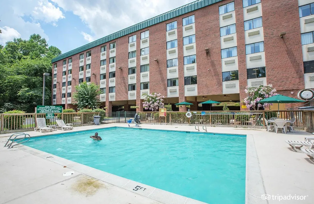 Country Inn & Suites By Radisson, Williamsburg East Busch Gardens , Va-1