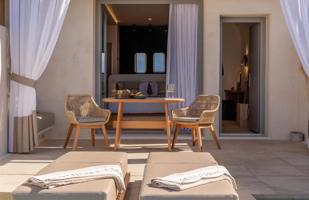 Santo Mine Oia Suites-1