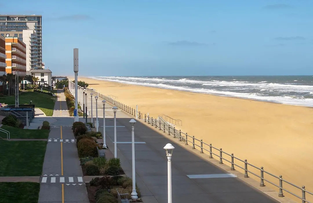 Courtyard By Marriott Virginia Beach Oceanfront North 37Th Street-1