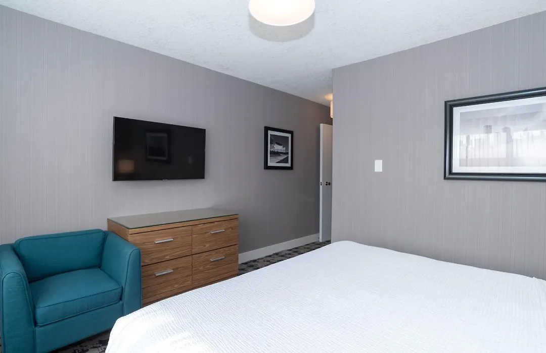 Sandman Hotel Edmonton West-1