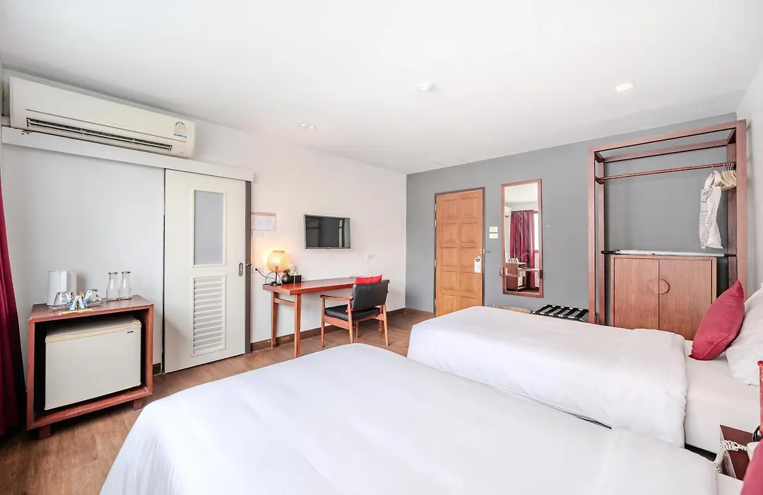 Ruamchitt Plaza Hotel-1