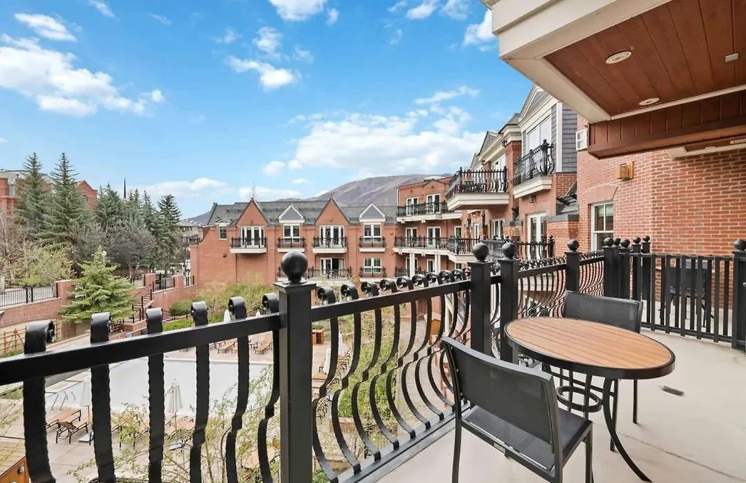 Aspen Mountain Residences - The Old Hyatt-1
