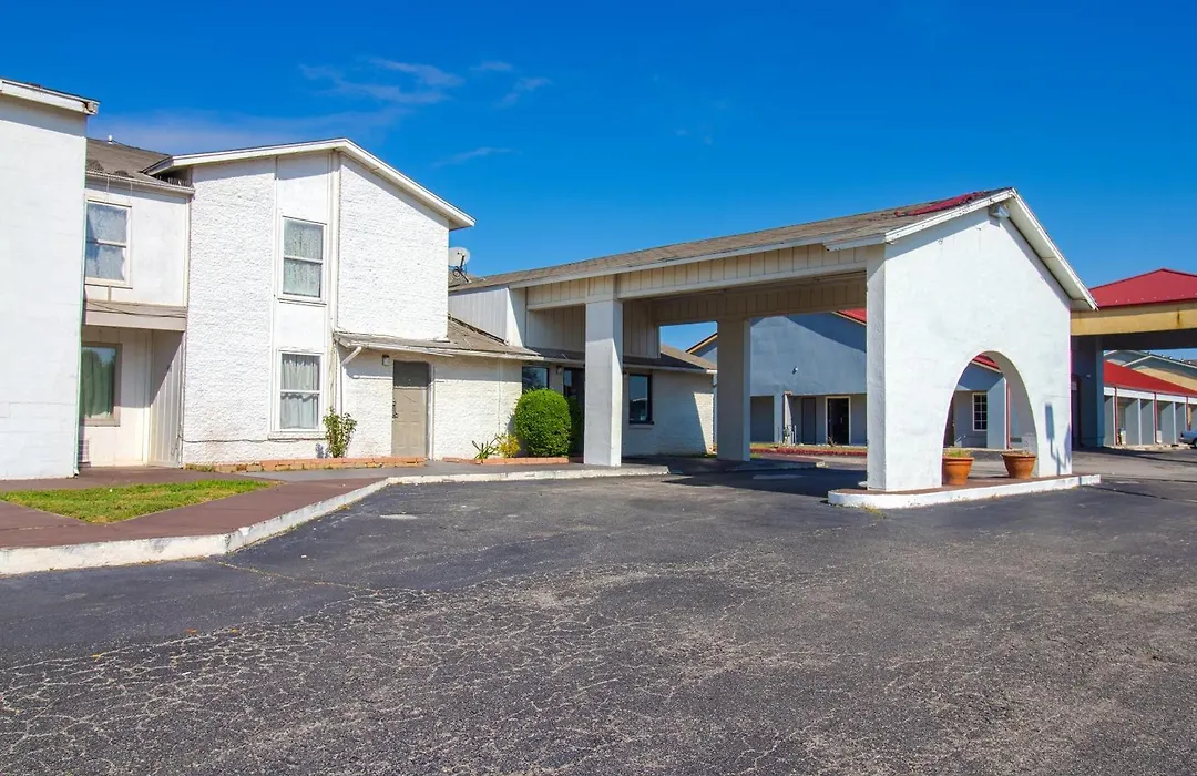 Studio Inn Extended Stay Oklahoma City Airport By Oyo-1