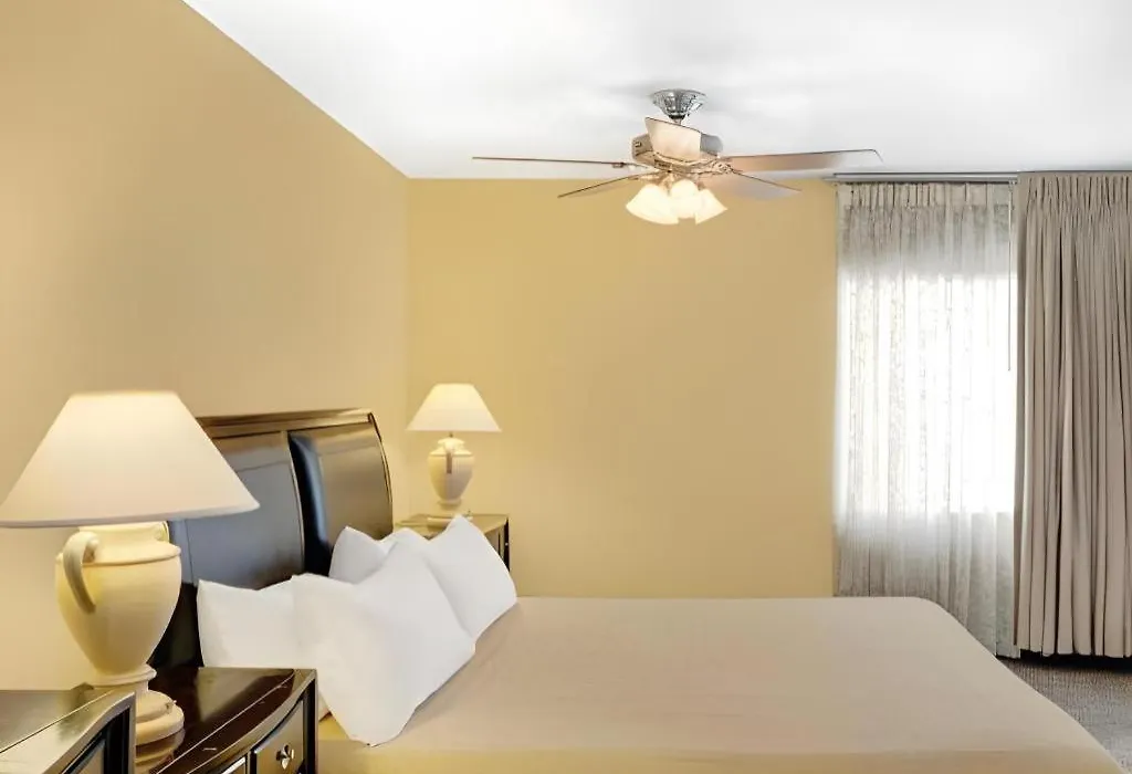 Travelsuites Inn-1